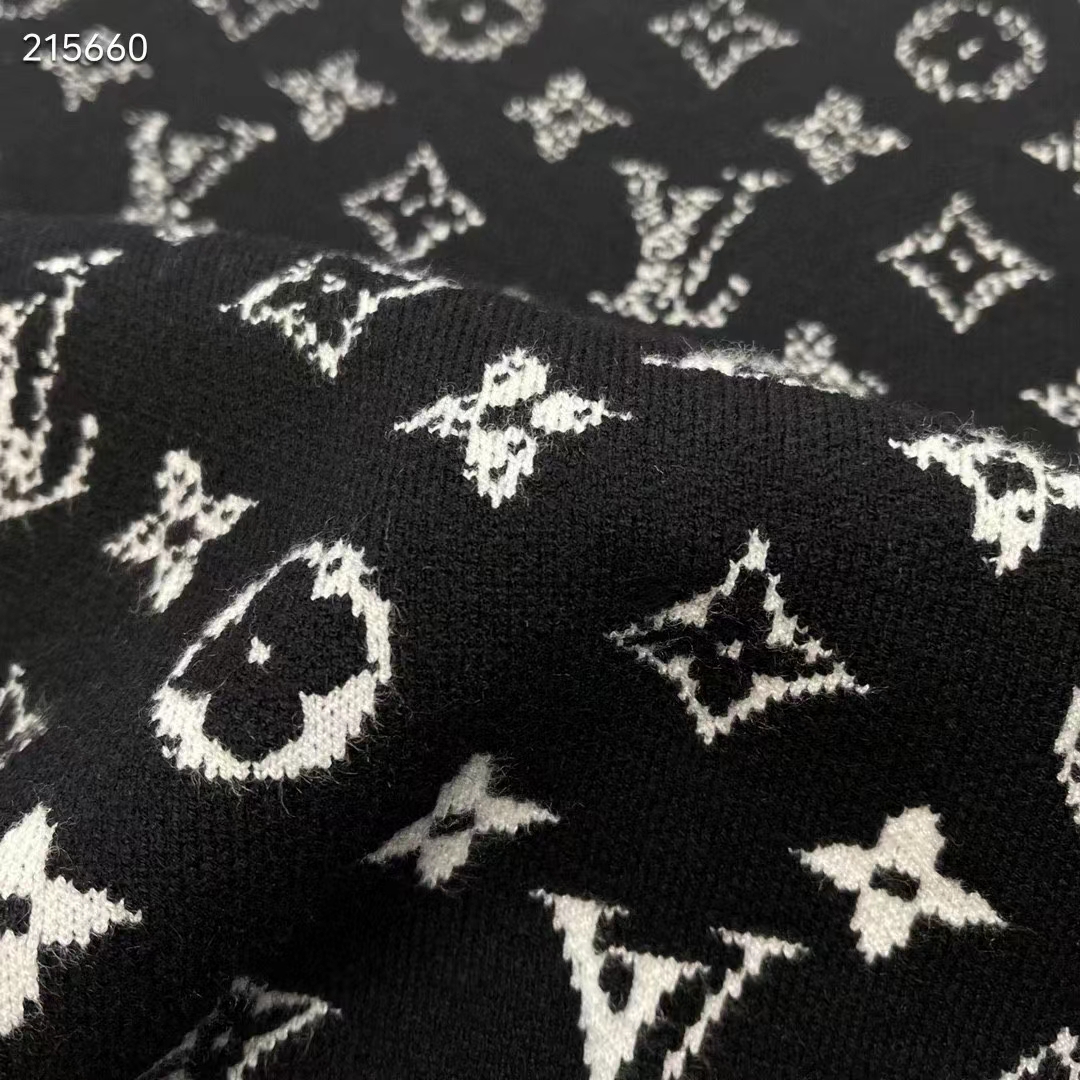 Louis Vuitton Women Lvse Monogram Degrade Crewneck Cotton Black White Slightly Loose Fit