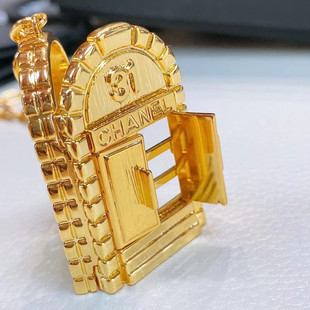 Chanel Women CC Chain Belt Metal Gold Tone Ruthenium