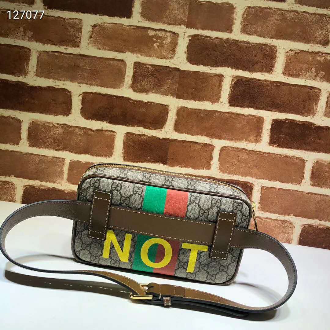 Gucci Unisex ‘Fake/Not’ Print Cosmetic Case GG Supreme Canvas