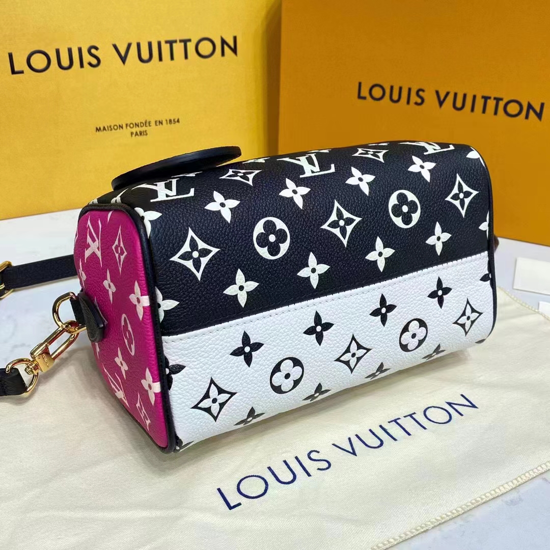 Louis Vuitton Women Speedy Bandouliere 20 Bag Black Printed Embossed Grained Cowhide