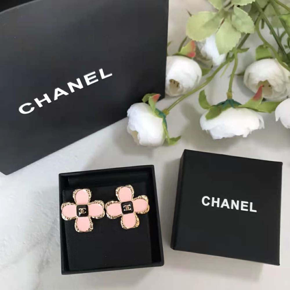 Chanel Women Stud Earrings in Metal and Resin