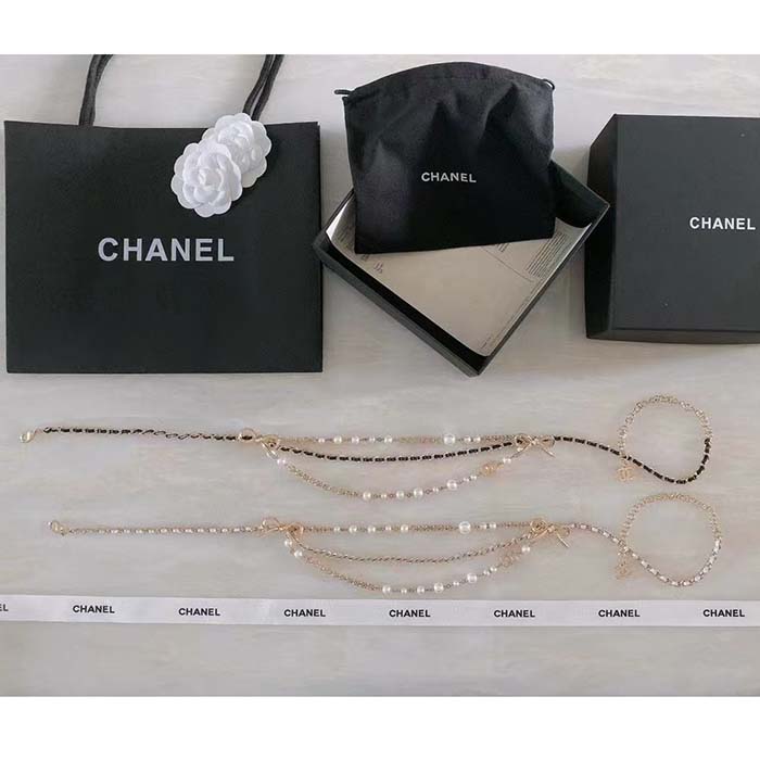 Chanel Women CC Chain Belt Gold Metal Resin Glass Pearls Strass White Calfskin Leather