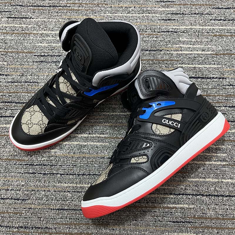 Gucci Unisex Gucci Basket Sneaker Beige Ebony GG Supreme Canvas Low Heel