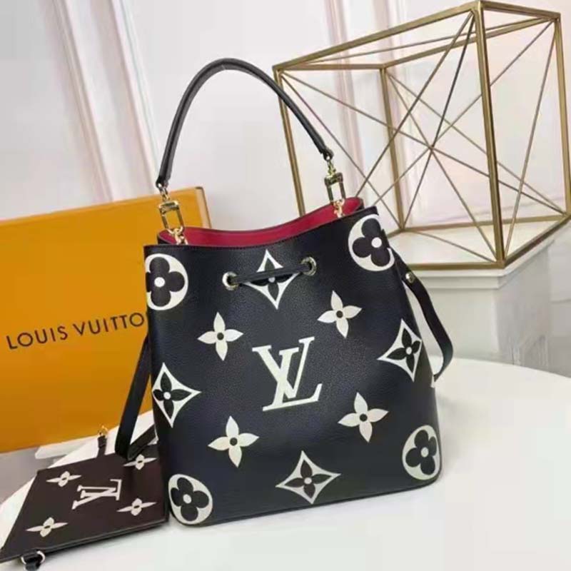 Louis Vuitton LV Women NéoNoé MM Bucket Bag Black Embossed Grained Cowhide Leather