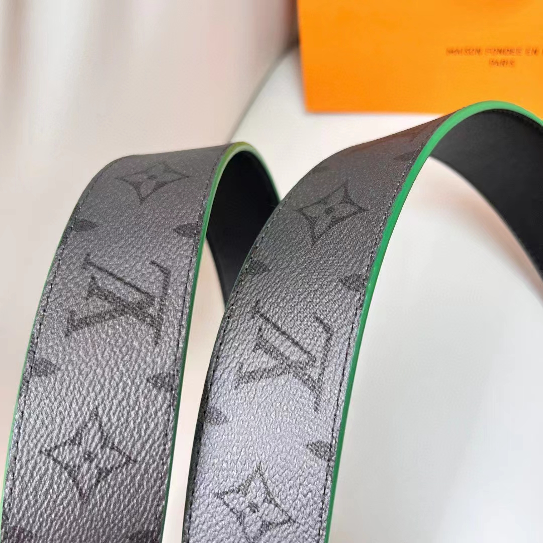 Louis Vuitton Unisex LV Line 40 MM Reversible Belt Green Monogram Eclipse Reverse Coated Canvas