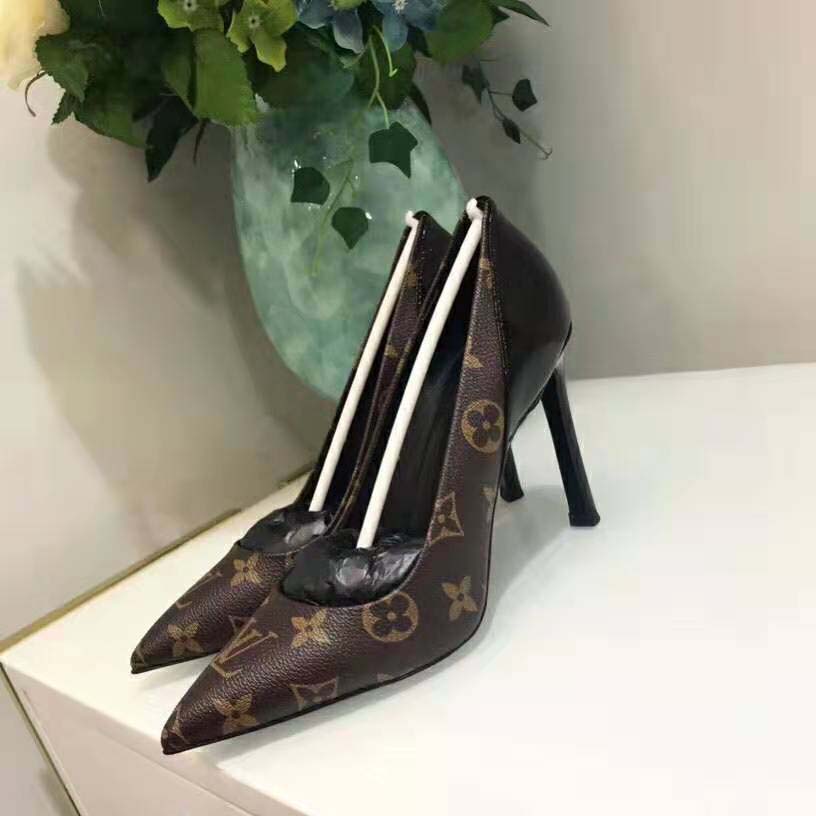 Louis Vuitton LV Women Chérie Pump in Patent Monogram Canvas and Patent Calf Leather