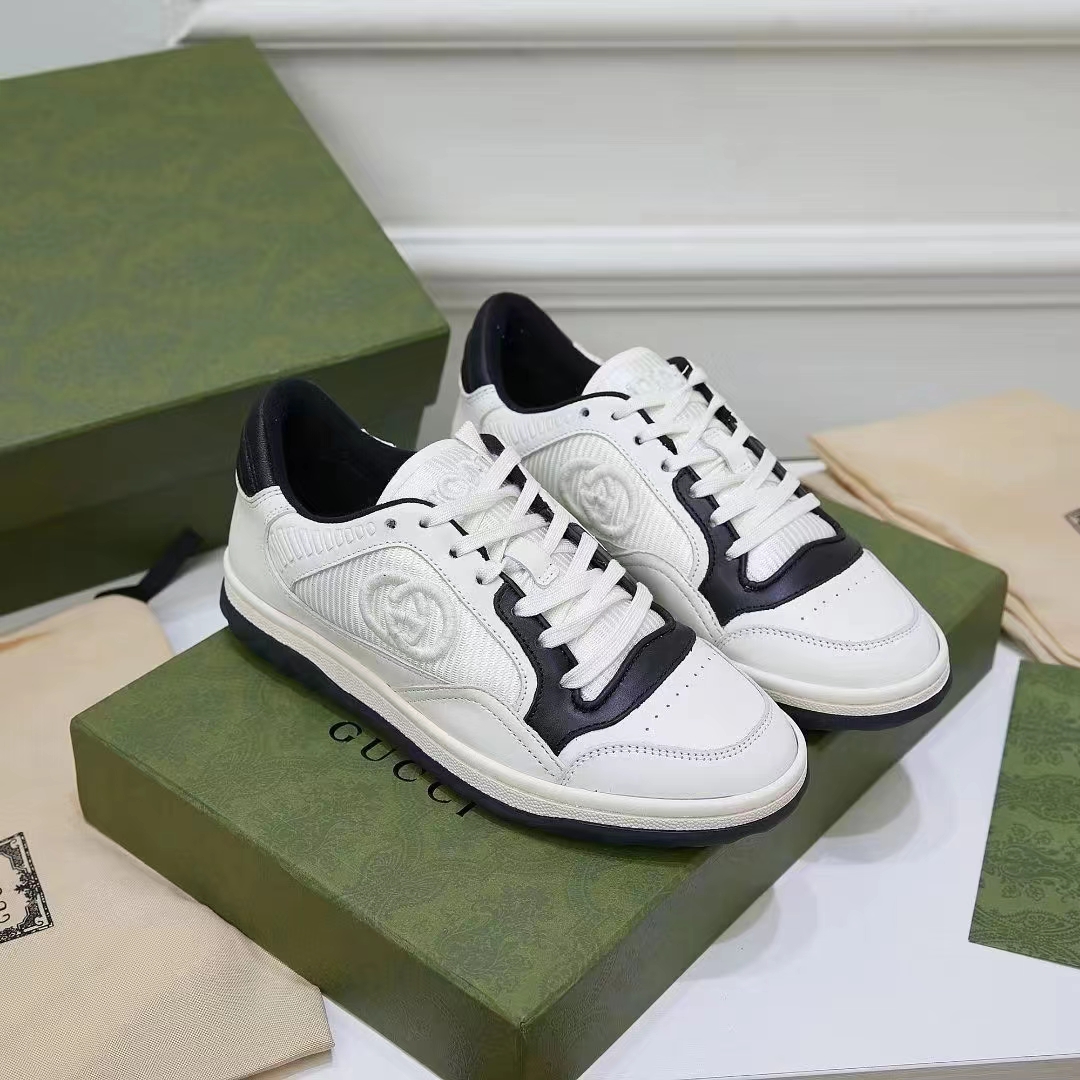 Gucci Unisex GG MAC80 Sneaker Off White Black Leather Round Toe Rubber Flat