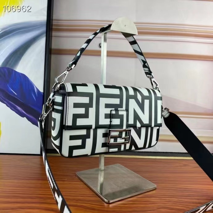 Fendi Women FF Baguette Two-Tone Leather Fendi Roma Capsule Bag