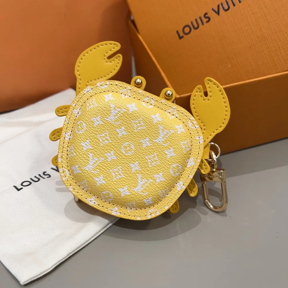 Louis Vuitton LV Women LV Crab Bag Charm-Yellow M01932