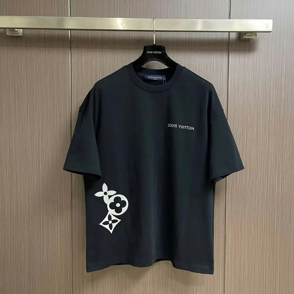 Louis Vuitton Men Embossed LV Cotton T-Shirt-Black