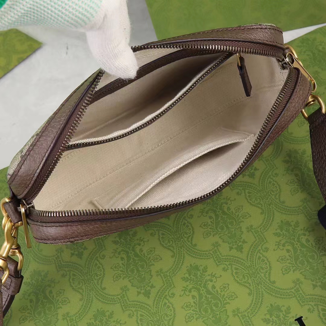 Gucci Unisex GG Mini Bag Interlocking G Beige Ebony GG Supreme Canvas