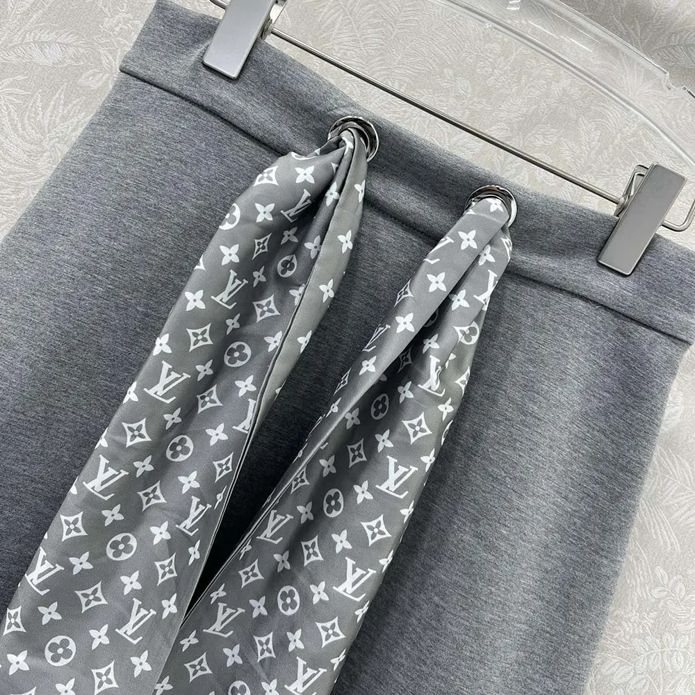 Louis Vuitton Women Monogram Scarf Mini Skirt 1AIR68