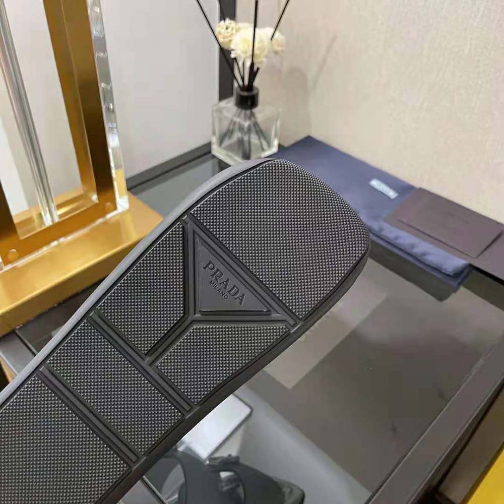 Prada Women Leather Sandals With Metal Buckle on the Upper-Silver