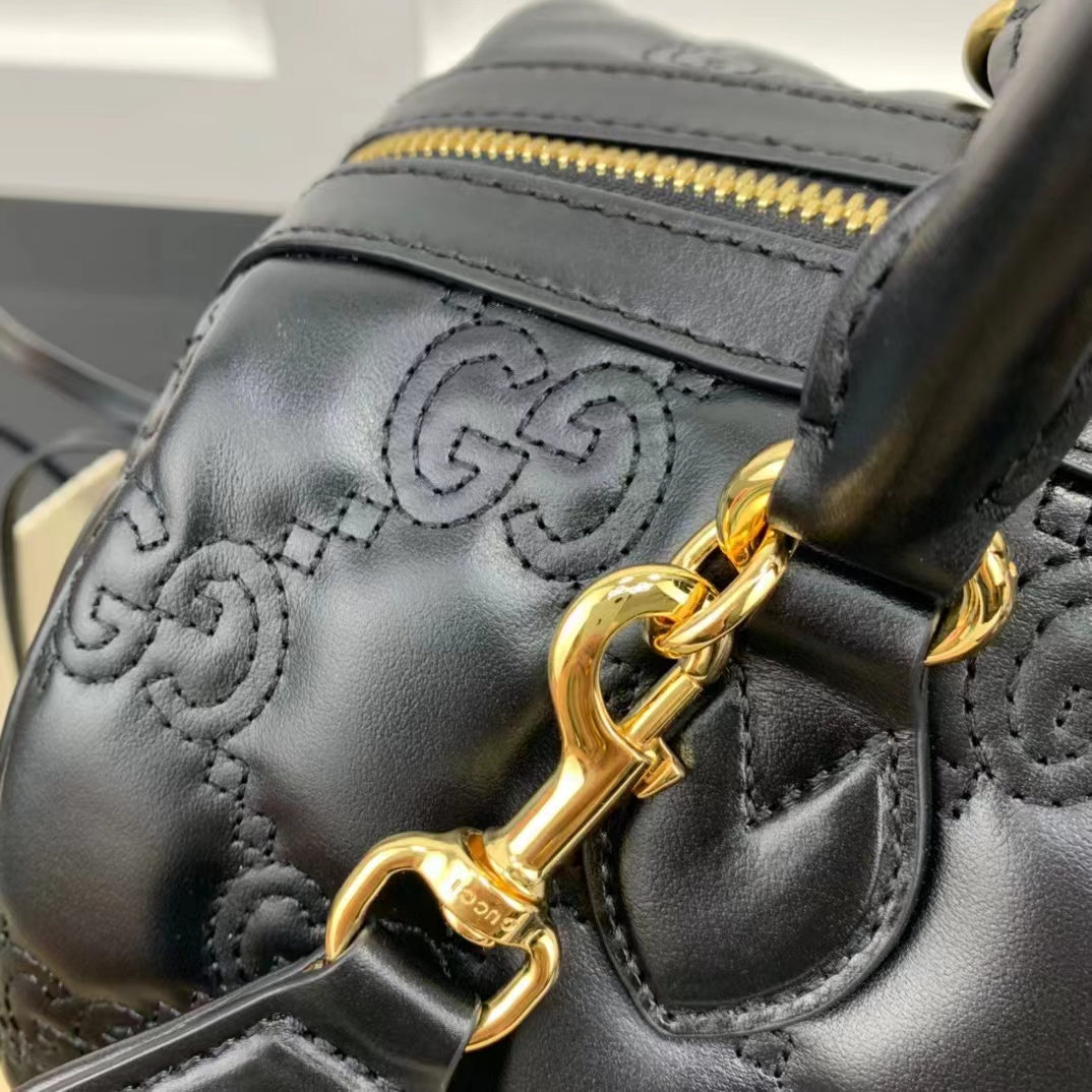 Gucci Women GG Matelassé Leather Medium Bag Black Double G Gold-Toned Hardware
