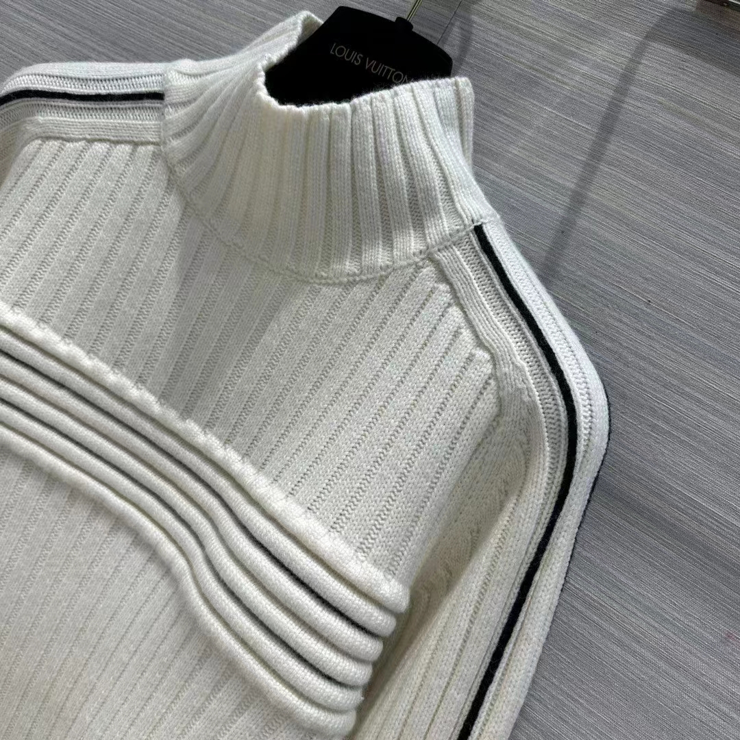 Louis Vuitton Women LV SKI Contrast Accent Pullover Wool Yack Milky White