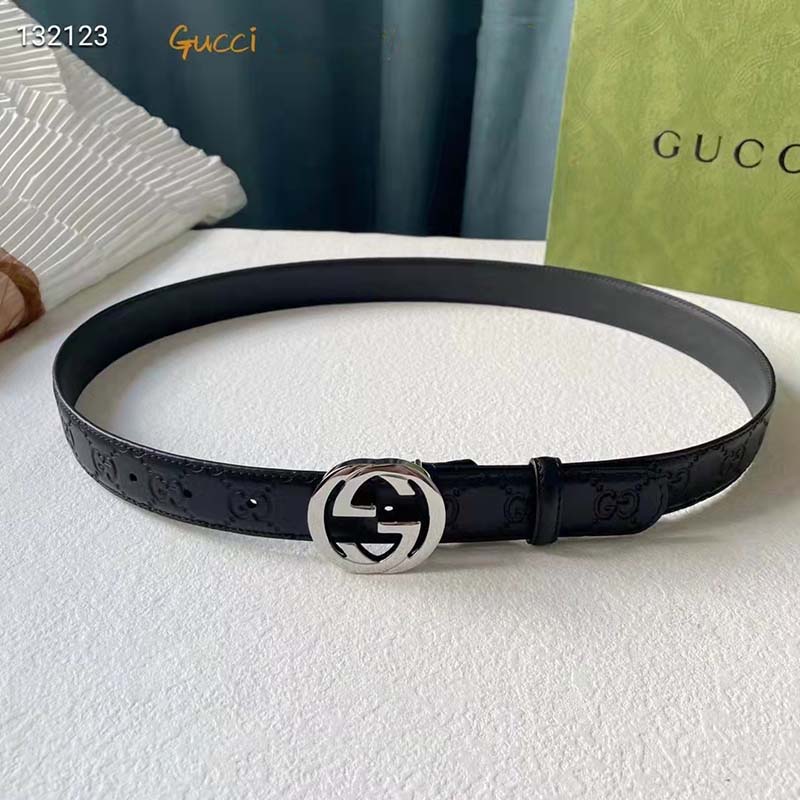 Gucci Unisex GG Signature Leather Belt Interlocking G Buckle Silver Hardware 4 cm Width