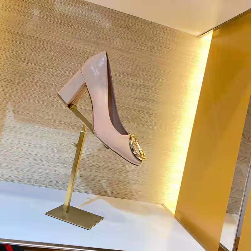 Louis Vuitton LV Women Madeleine Pump in Smooth Calf Leather with Versize LV Circle Signature-Sandy