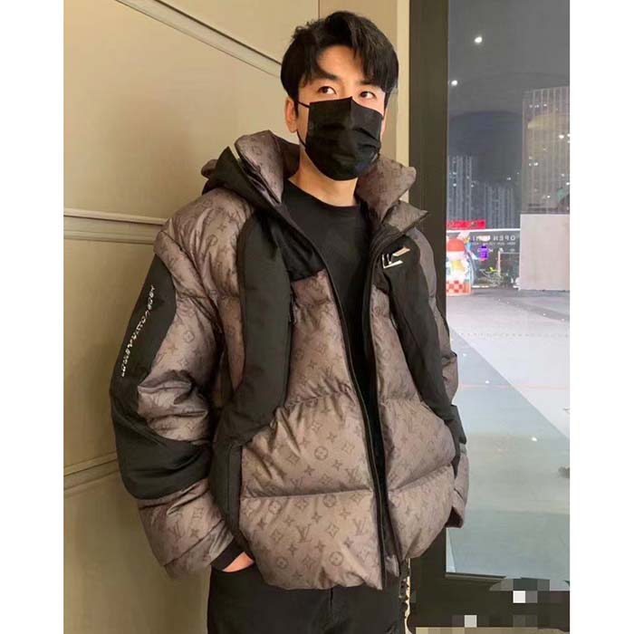 Louis Vuitton Men LV 2054 Heat Reactive Puffer Polyester Anthracite Regular Fit