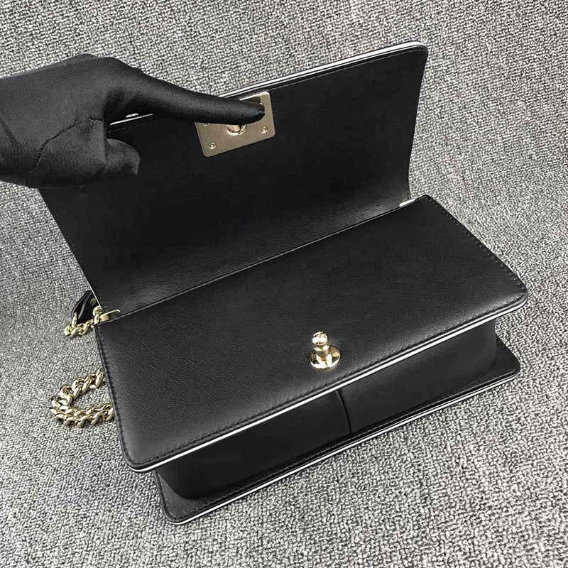 Chanel Women Leboy Flap Bag in Diamond Pattern Calfskin Leather with Top Handle-Black