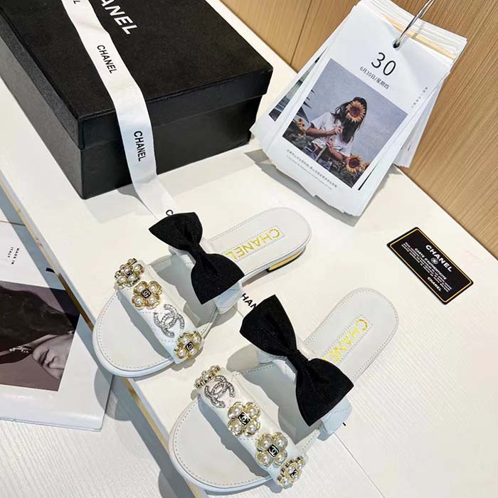 Chanel Women Mules Lambskin White Black 1.5 Cm Heel