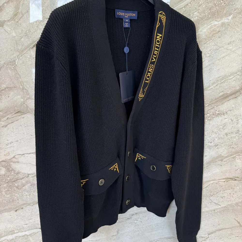 Louis Vuitton Women Embroidered Signature Cardigan 1AHVMZ