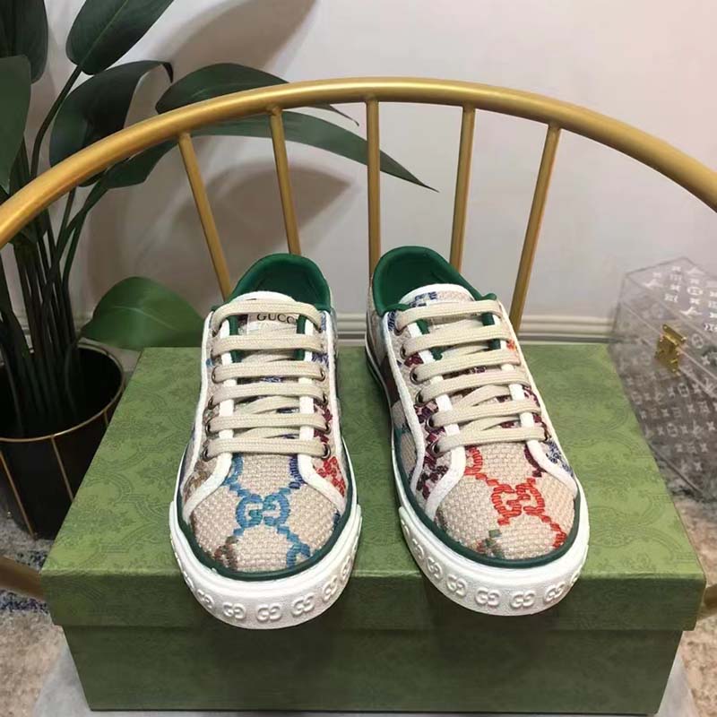 Gucci Unisex GG Gucci Tennis 1977 Sneaker Green Red Web Flat 2 cm Heel