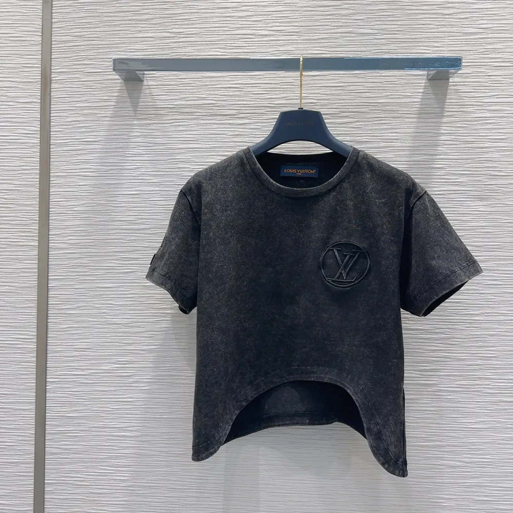 Louis Vuitton Women Curve Hem T-Shirt 1AIR84