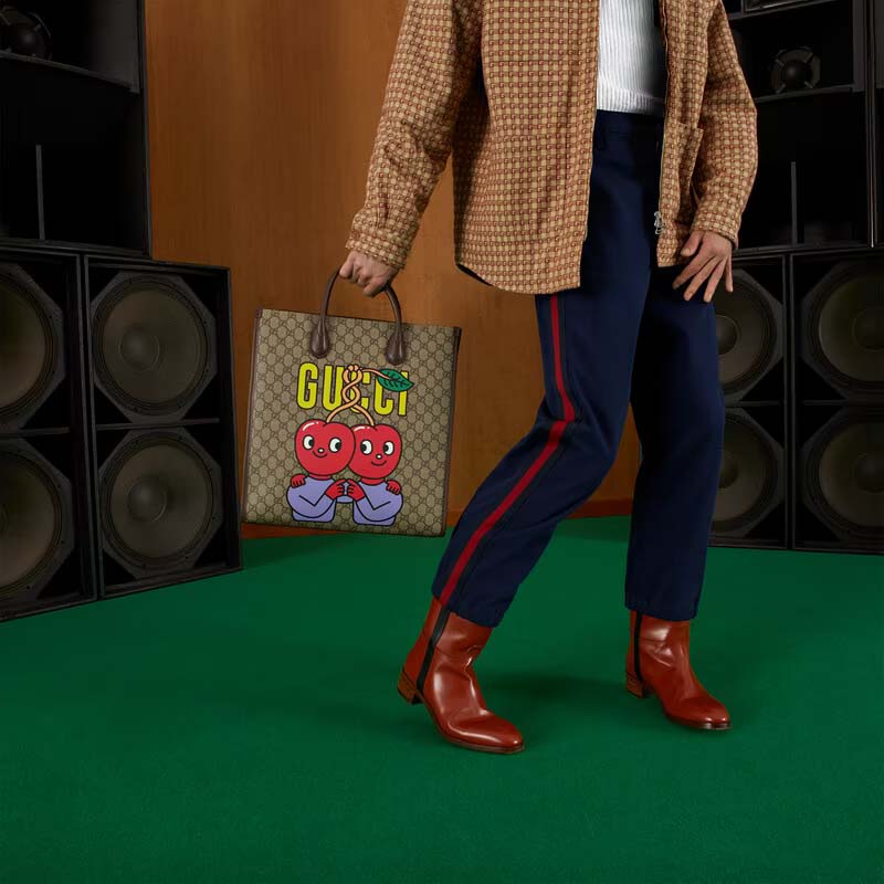 Gucci Unisex GG Cherry Print Medium Tote Beige Ebony GG Supreme Canvas