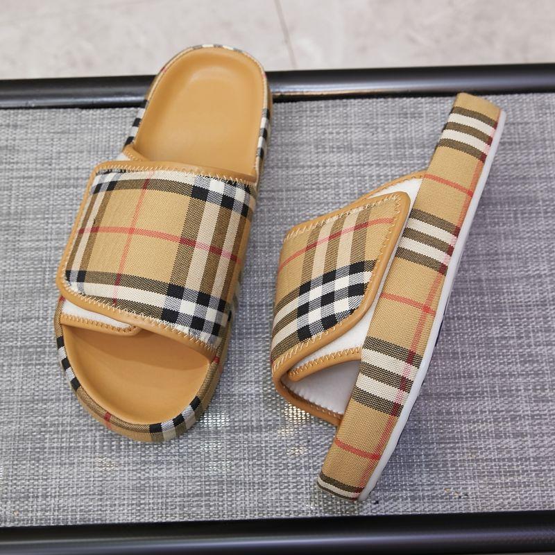 New High-end Sandals And Slippers Beach Shoes 1024051715