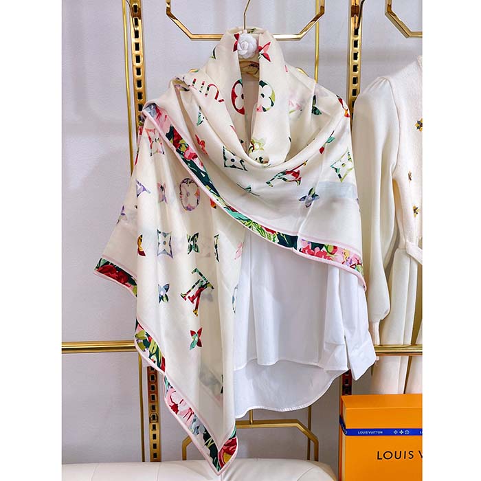 Louis Vuitton Women LV Garden Square 90 White Silk Inkjet Print Garden