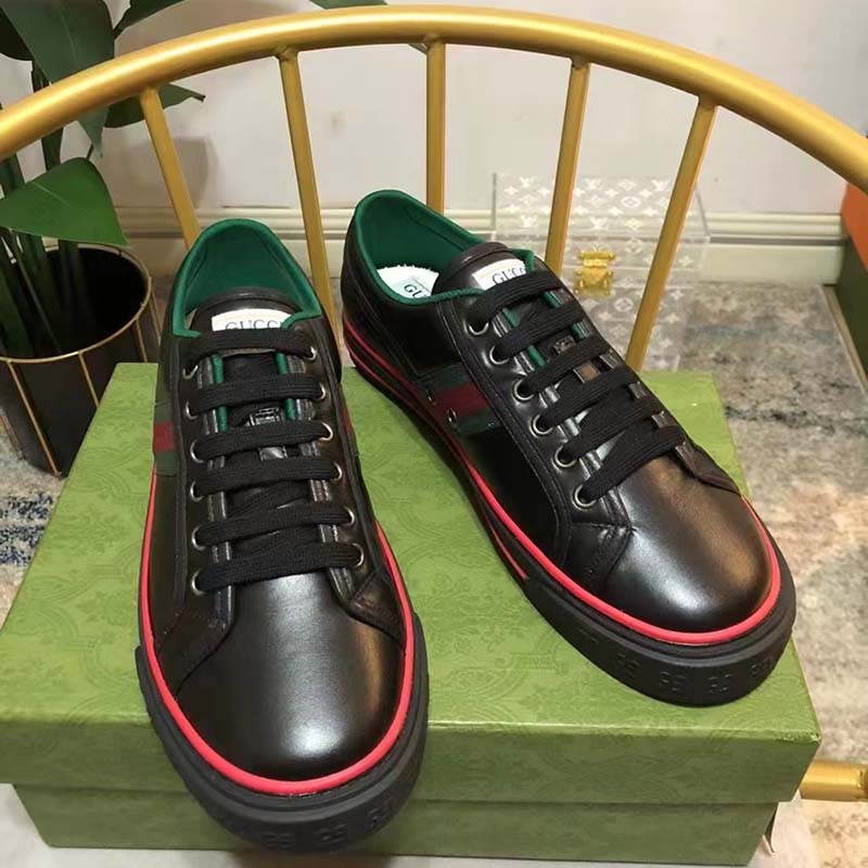 Gucci Unisex Gucci Tennis 1977 Sneaker Black Leather Green Red Web Flat