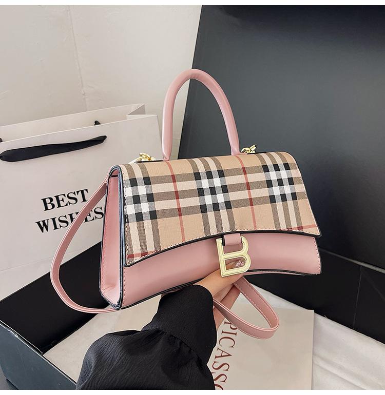 Retro Small Square Bag New High-end Sense Shoulder Bag 1024041615