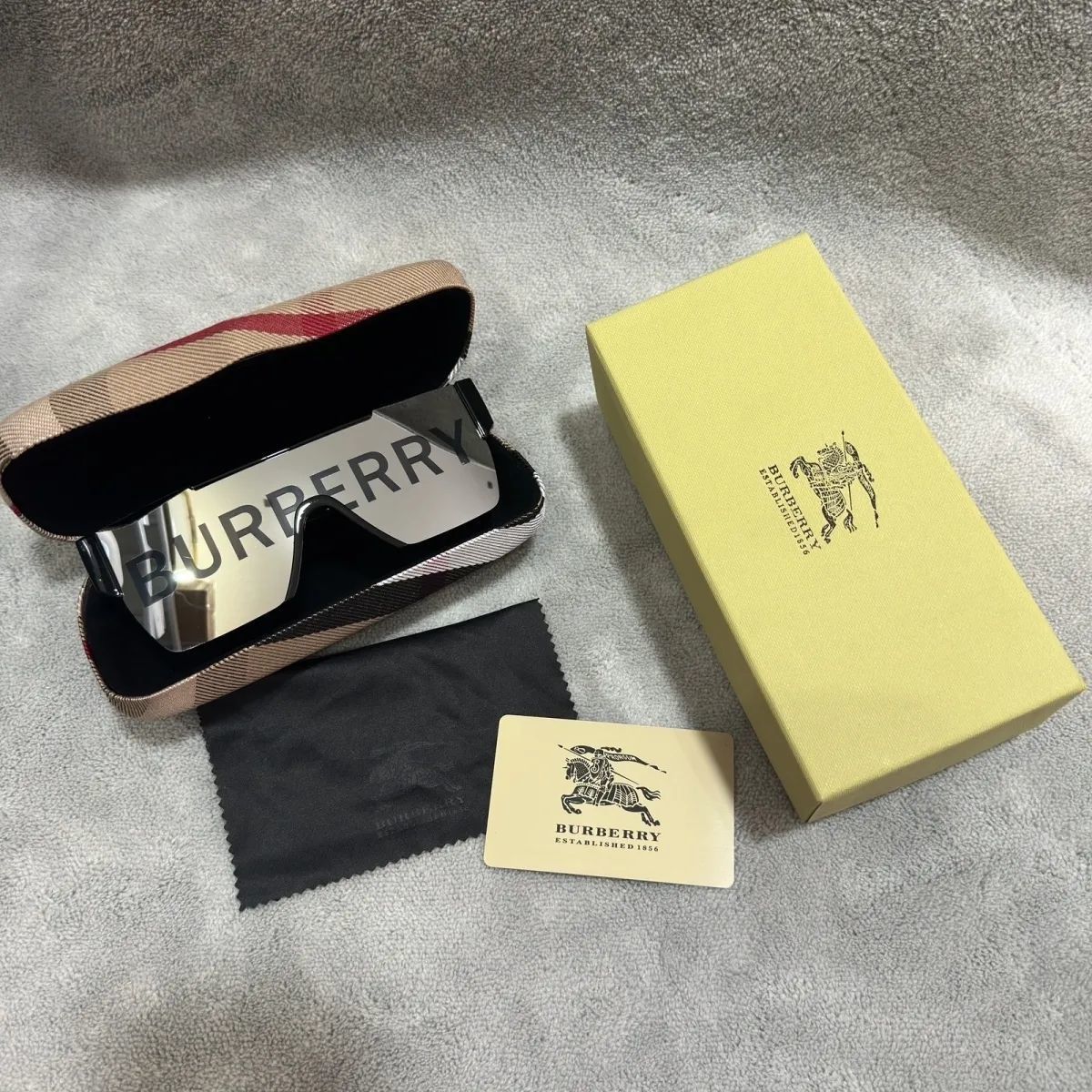 Fashion Street Shot Beach Sunglasses Cool All-match Style 1024062111