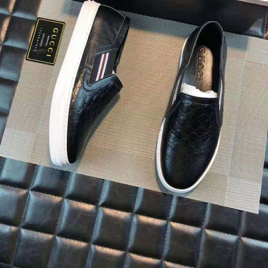 Gucci Men Gucci Signature Slip-On Sneaker-Black