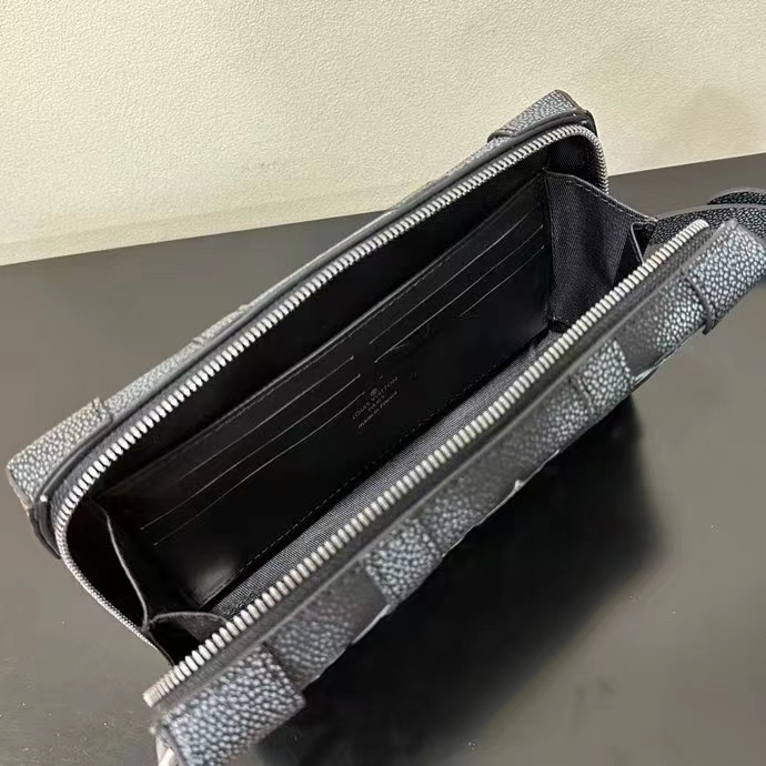 Louis Vuitton LV Unisex Soft Trunk Wearable Wallet Black Charcoal Cowhide Leather