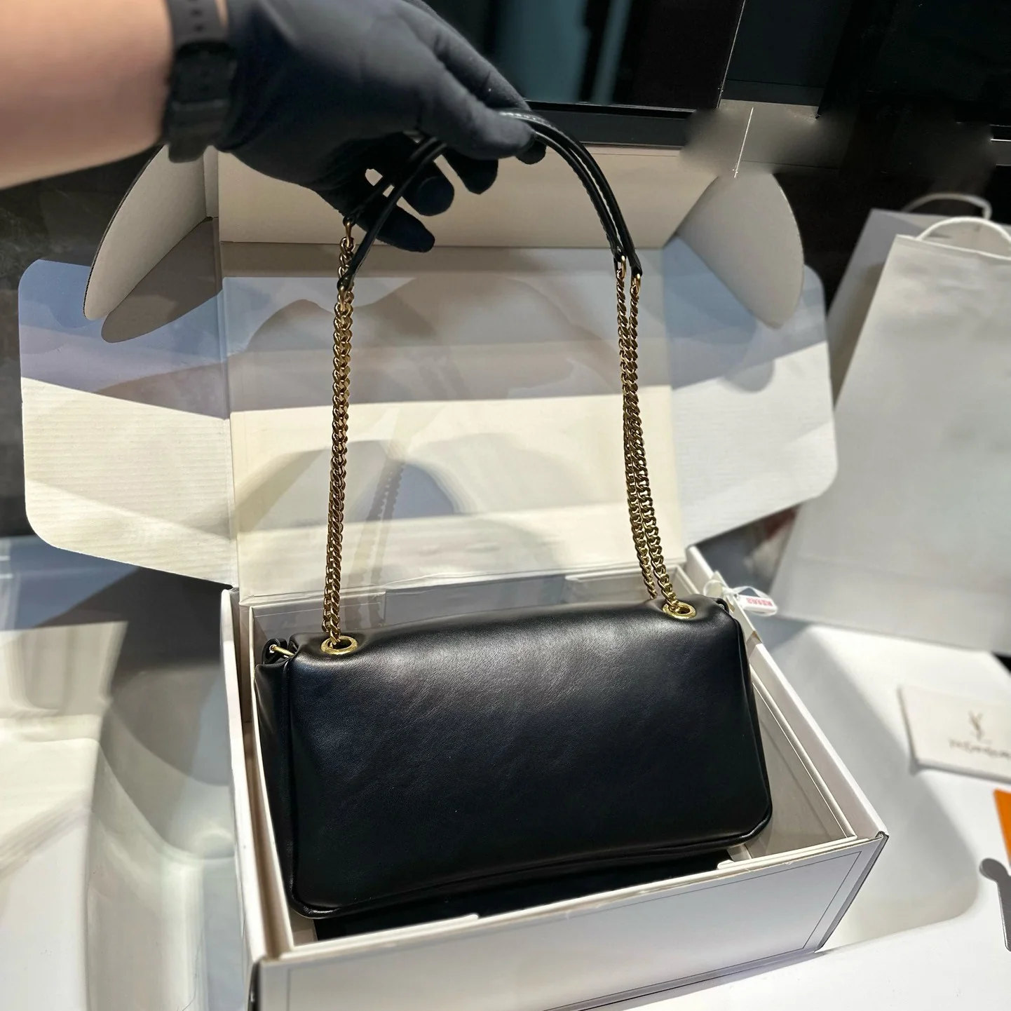 Fashion and versatile envelope bag 1024111406