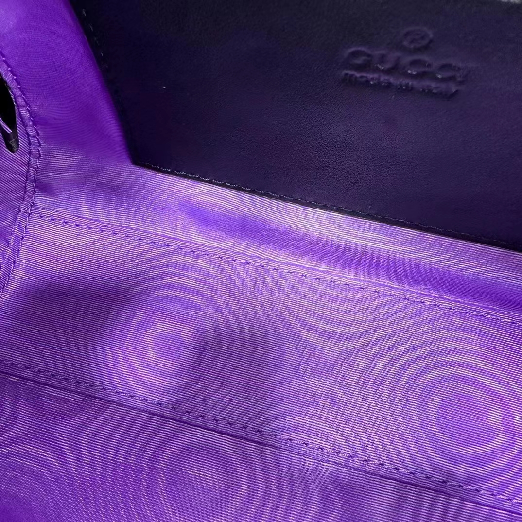 Gucci Unisex GG Matelassé Mini Bag Black GG Matelassé Nylon Leather Double G