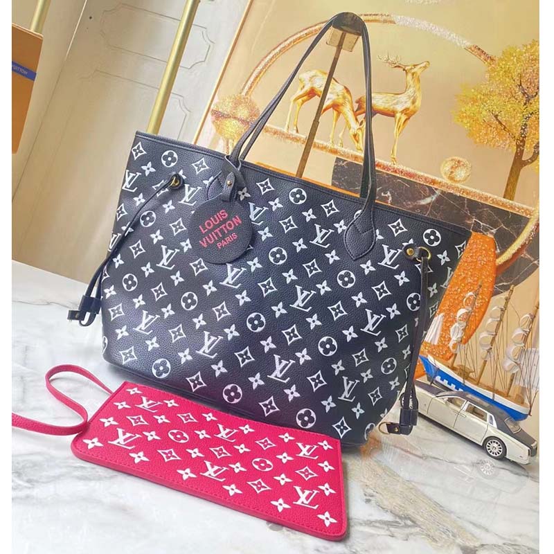 Louis Vuitton Women LV Neverfull MM Carryall Tote Bag Black Printed Embossed Grained Cowhide