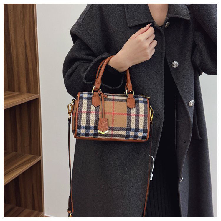 New casual retro plaid handbag PD042025051907