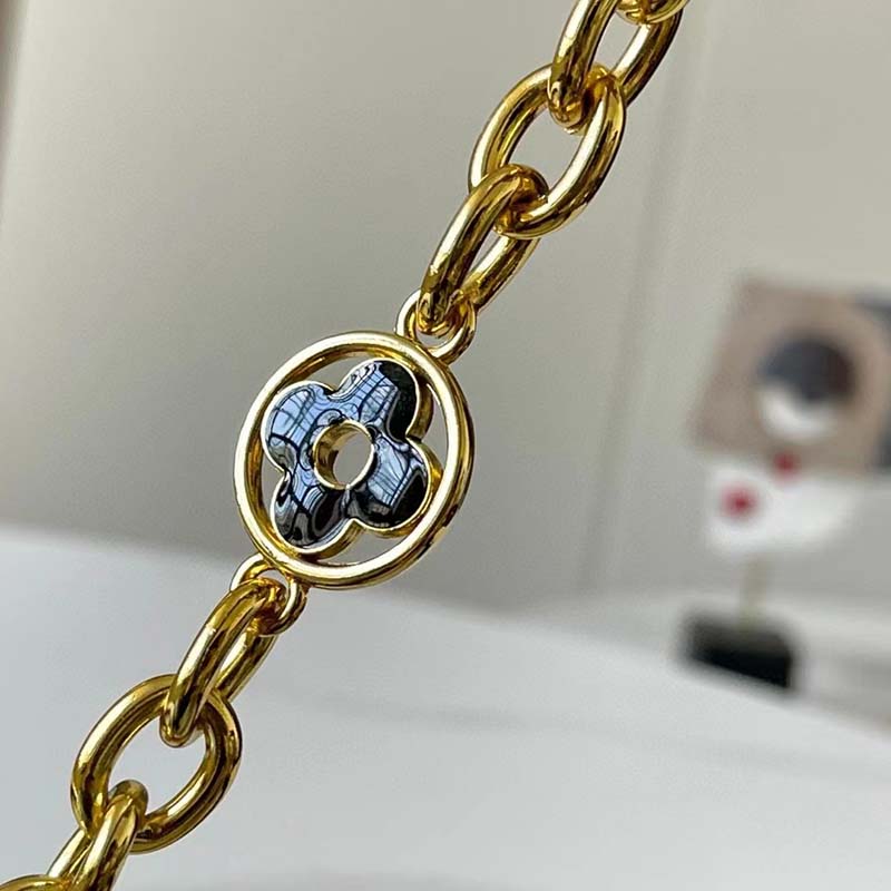 Louis Vuitton LV Women Capucines Mini Handbag Black Taurillon Leather