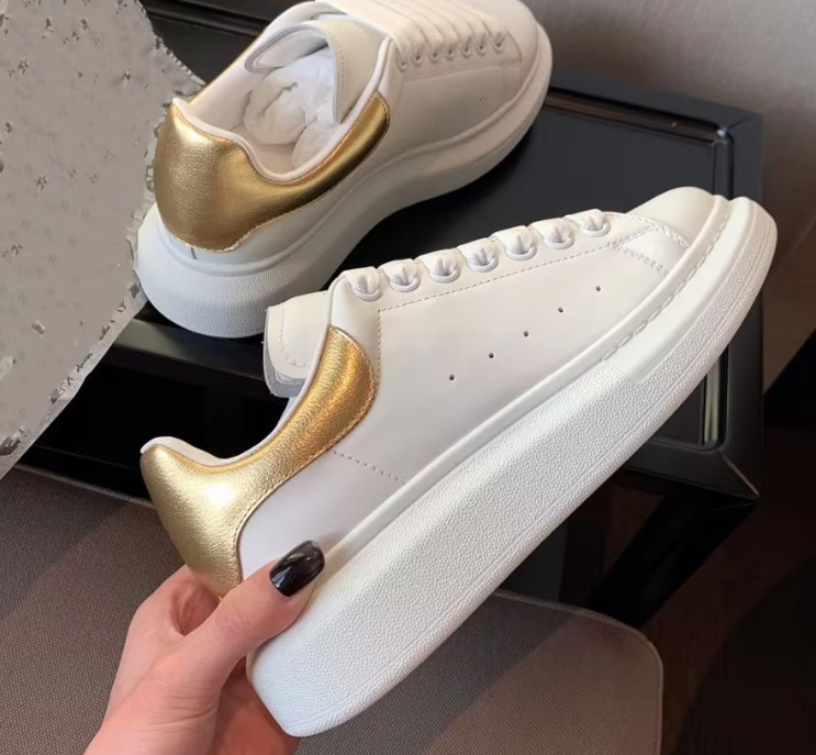 Latest Design Fashion Unisex Casual Sport Shoes Classical Genuine Leather High Quality Sneakers for Men