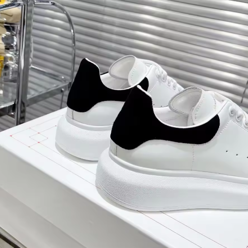 Latest Design Fashion Unisex Casual Sport Shoes Classical Genuine Leather High Quality Sneakers for Men