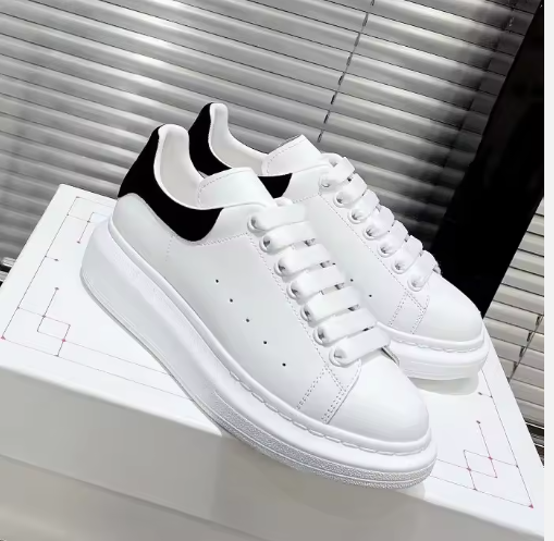 Latest Design Fashion Unisex Casual Sport Shoes Classical Genuine Leather High Quality Sneakers for Men