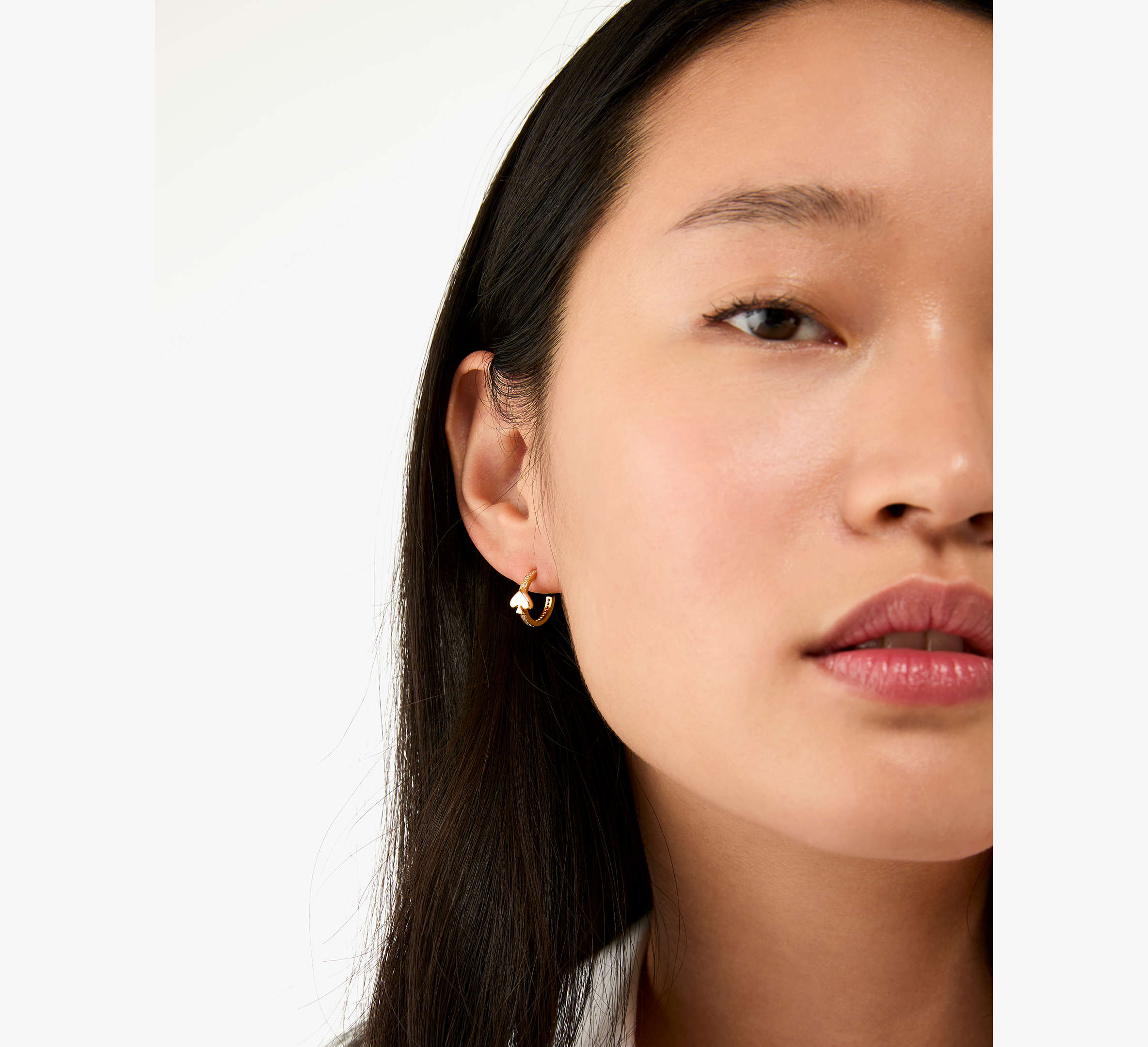 Everyday Spade Stone Pave Huggies