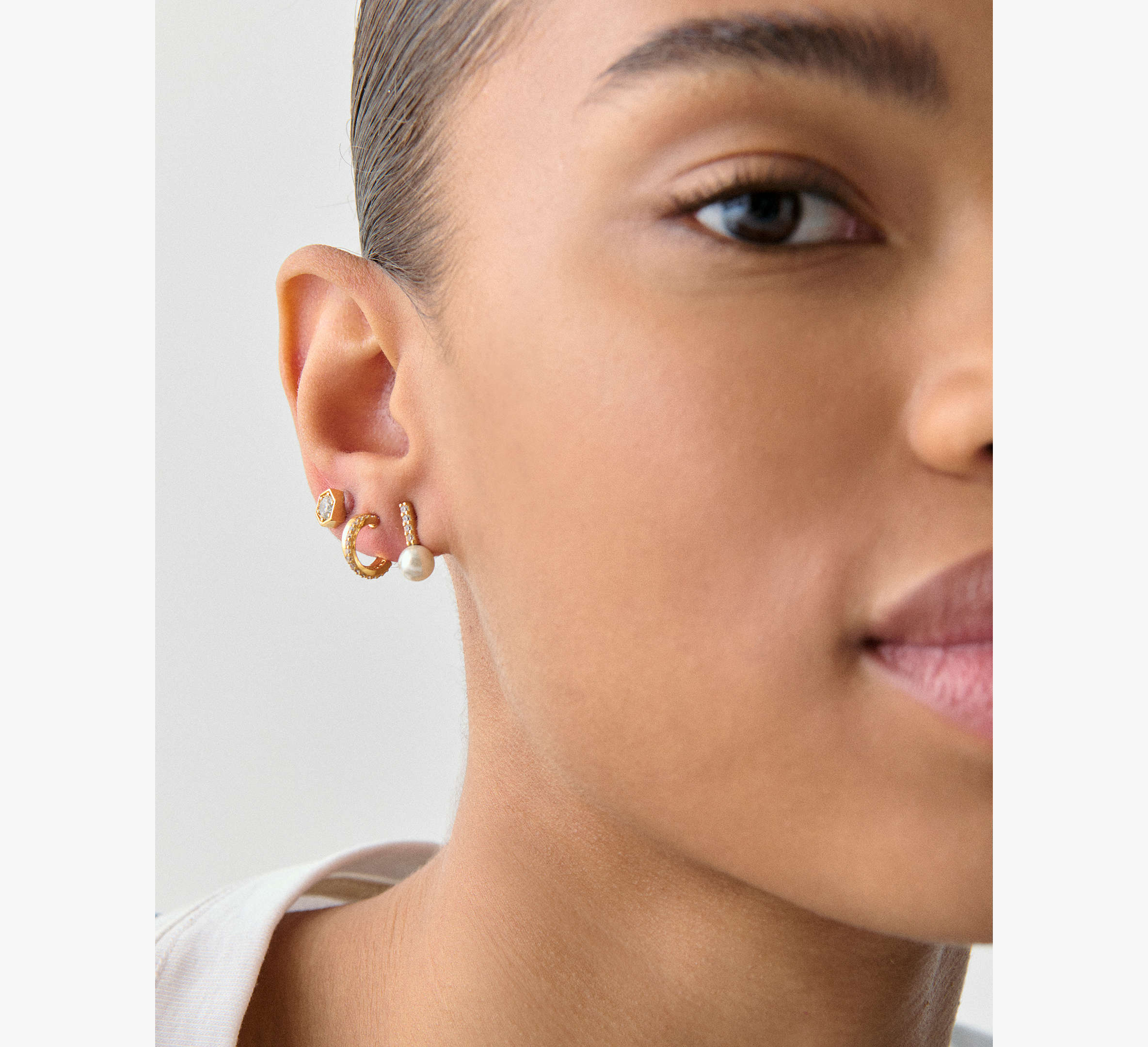 Bit Of Shine Studs And Huggies Set