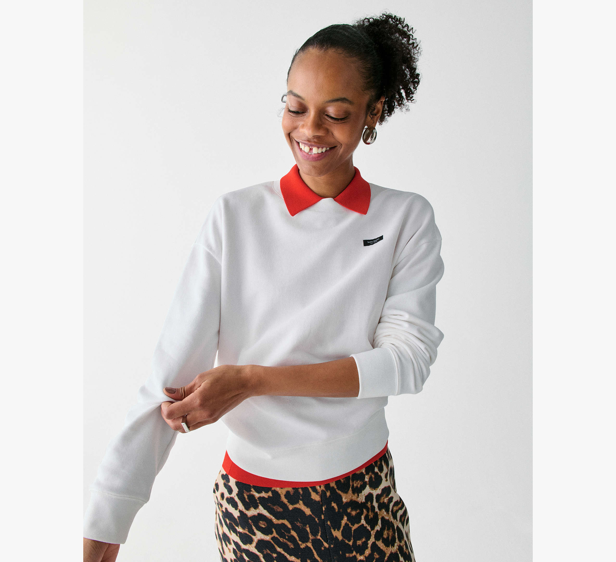 Essential Logo Sweatshirt