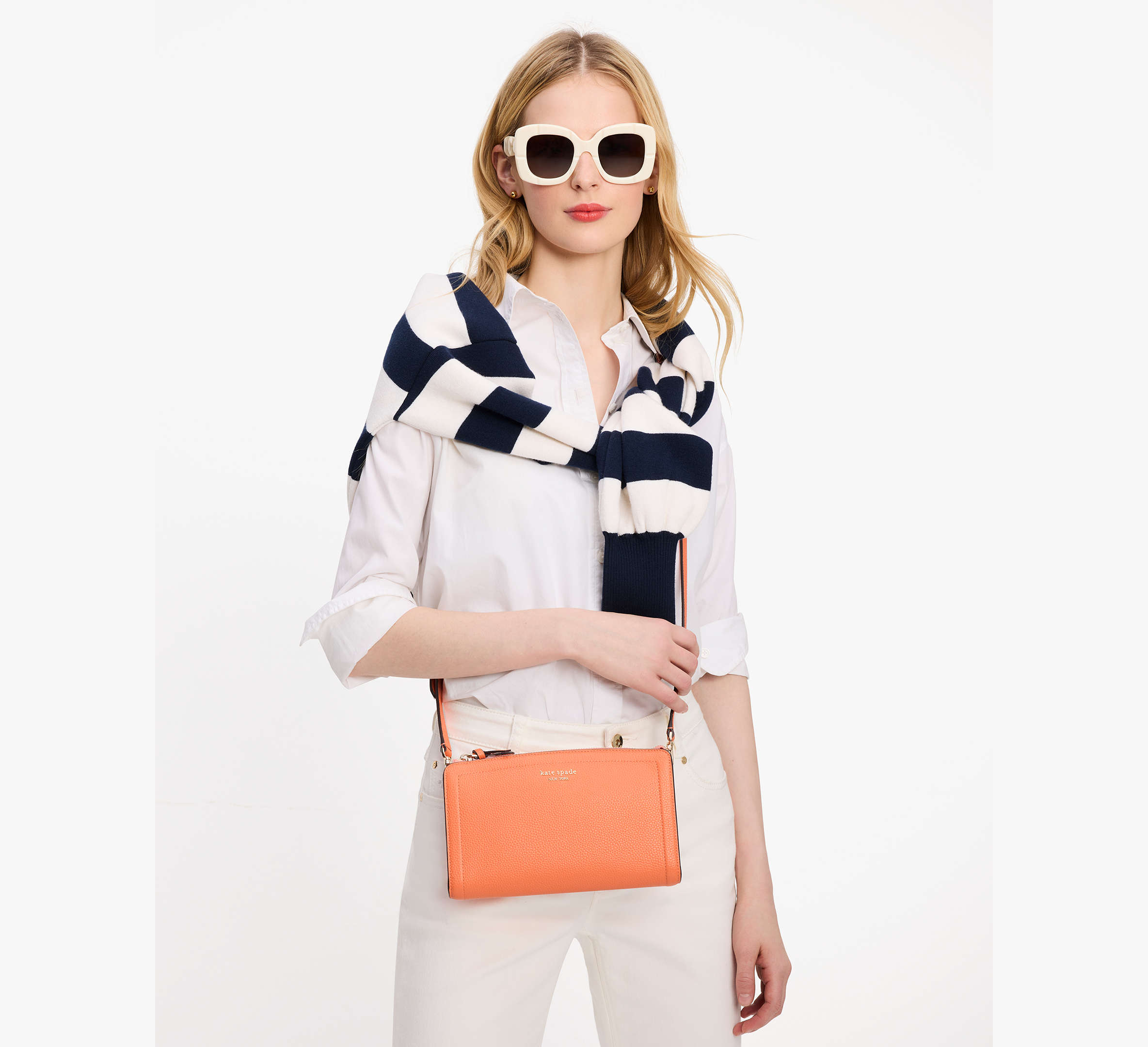 Knott Small Crossbody