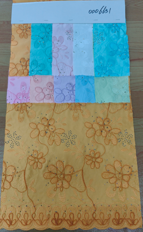 0006631 Corde torsadée à chevrons + strass