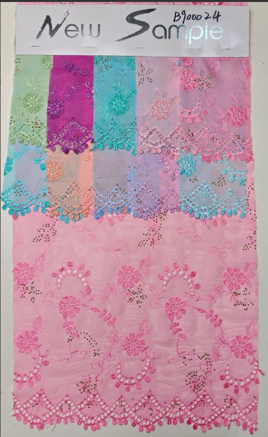 B900024 Tissu en chiffon avec broderie 3D et application de strass