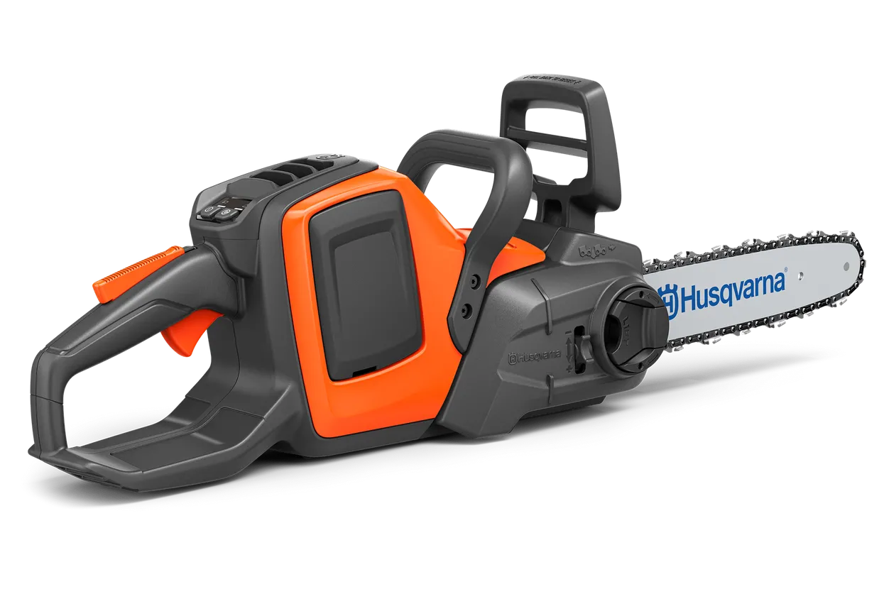 Husqvarna 225i Battery Chainsaw with battery and charger